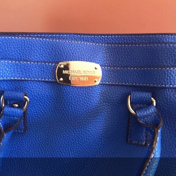 Purse - Picture 2 of 3